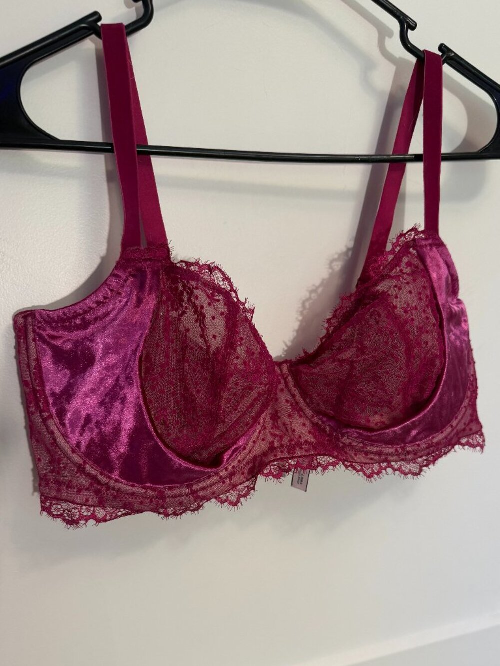 Victoria's Secret Dream Angels Lace Bra